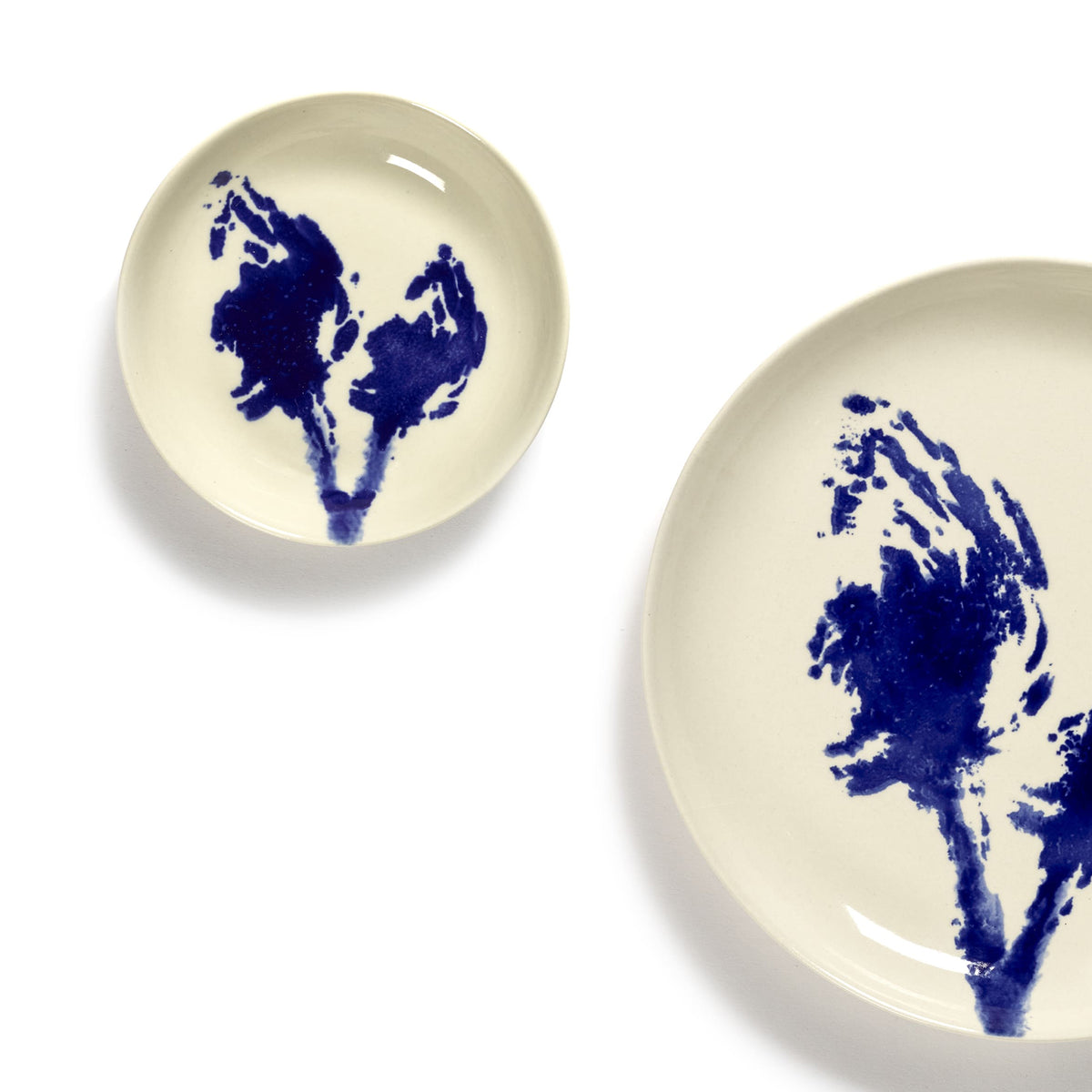 White Dish with Blue Artichoke Motif - S