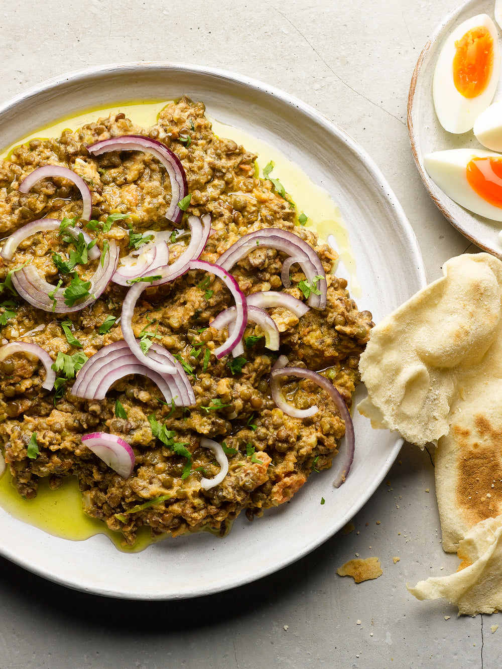 Crushed puy lentils with tahini and cumin