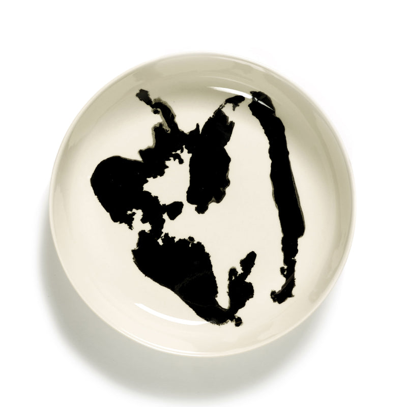 White High Plate with Black Pepper Motif