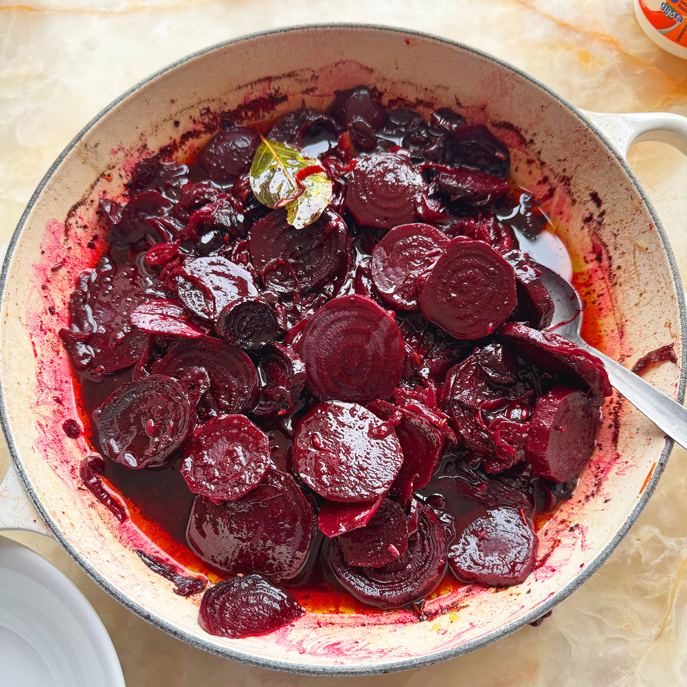 Beetroot and fennel dip with sour cherries
