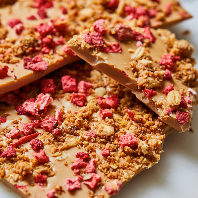 Caramelised White Chocolate, Oat and Strawberry Brittle