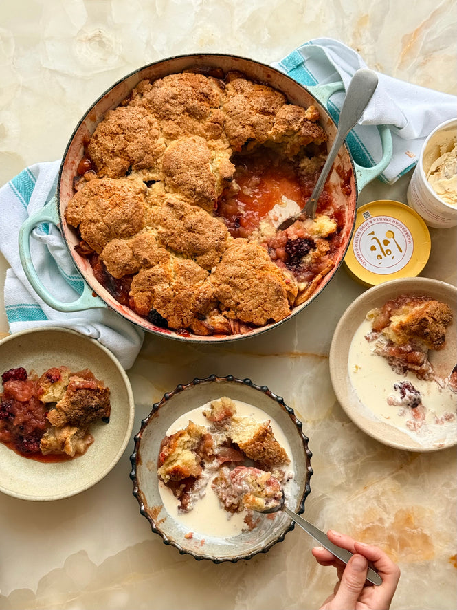 Apple and blackberry cream cobbler 