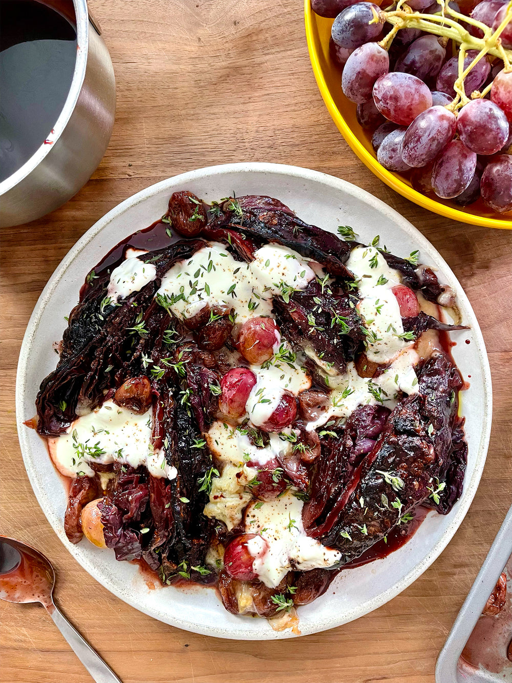 Grilled red cabbage with gorgonzola and grapes