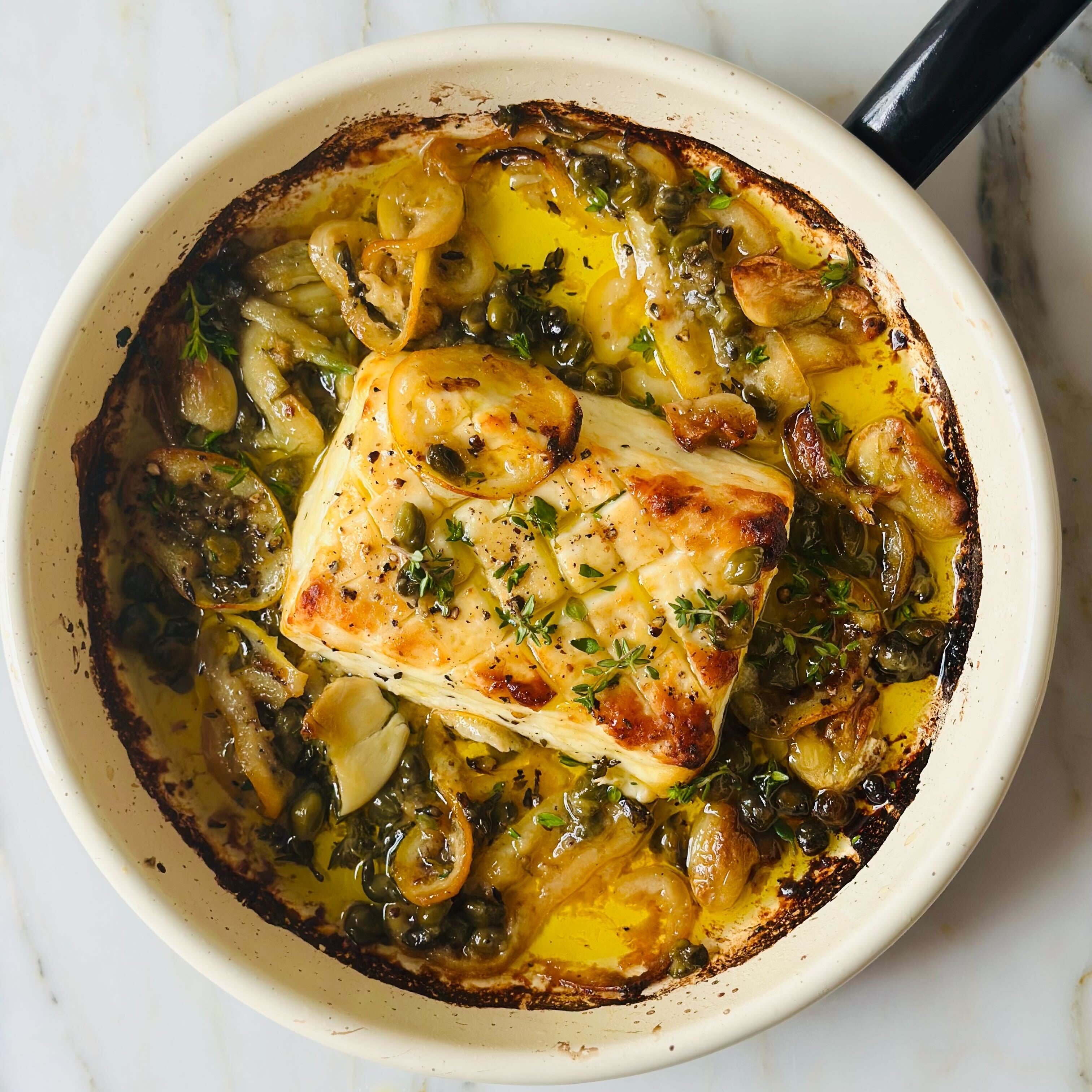 Baked halloumi with lemon and thyme