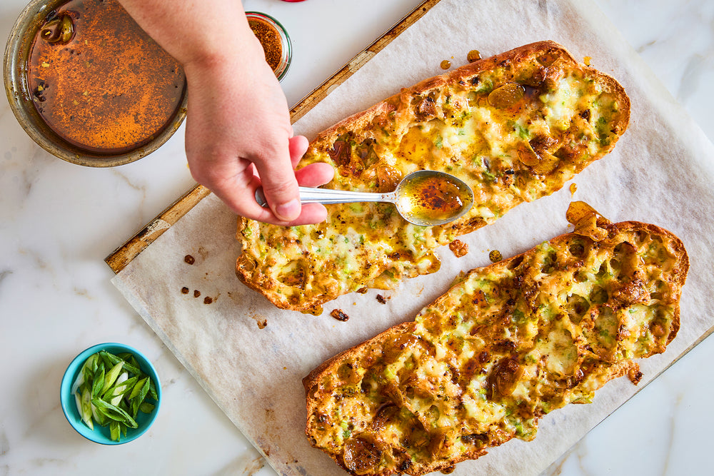 Sweet and smokey cheesy garlic bread Recipe Image