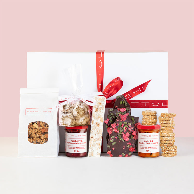Sweet treats hamper Oct 2026